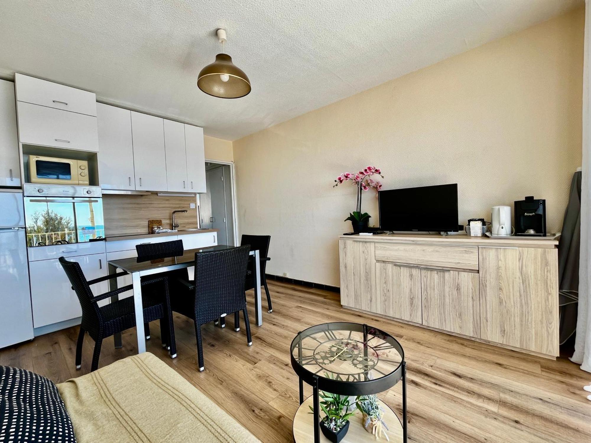 Appartement Les Sables De - T2 A 50m De La - Clim, Wifi